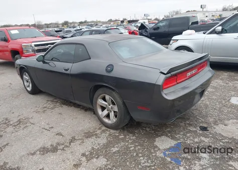 2013 Dodge Challenger Sxt z USA, uszkodzony, nr VIN 2C3CDYAG7DH693733